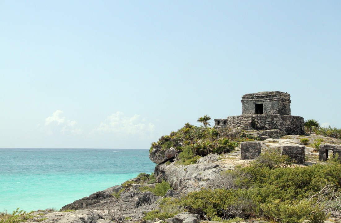 Mayan castle at Tulum, Tulum archaeological site, Caribbean Sea