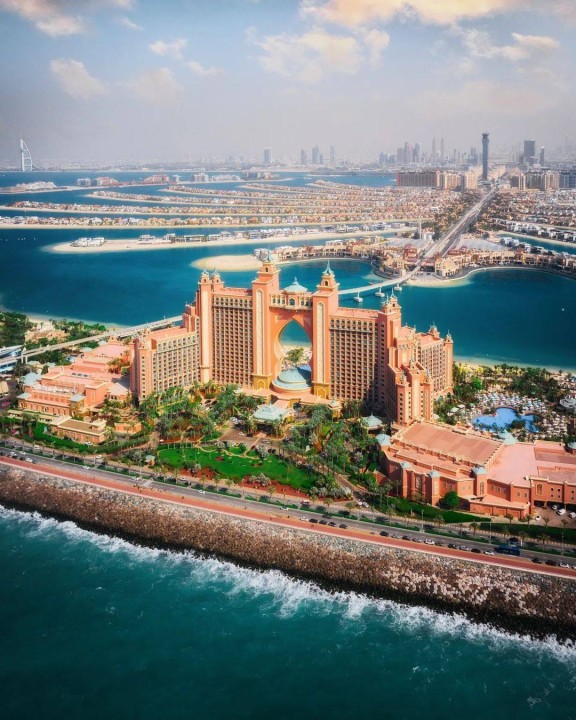 Burj Khalifa, Dubai Mall, Dubai Marina, Palm Jumeirah Island
