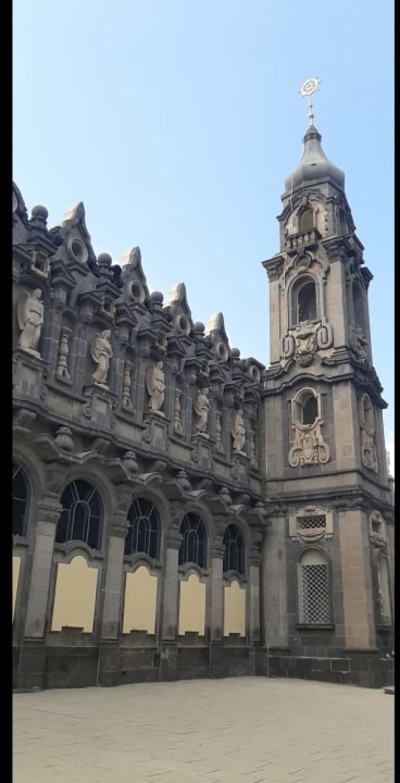 Holy Trinity Cathedral (Addis Ababa), National Museum of Ethiopia, Addis Mercato, Biete Medhane Alem
