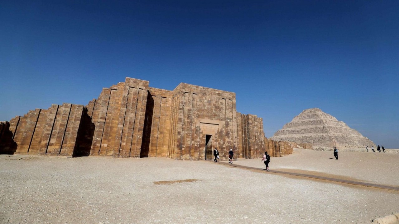 Great Pyramids of Giza - Cheops, Chephren, and Mykerinos, Great Sphinx of Giza, Pyramid of Djoser