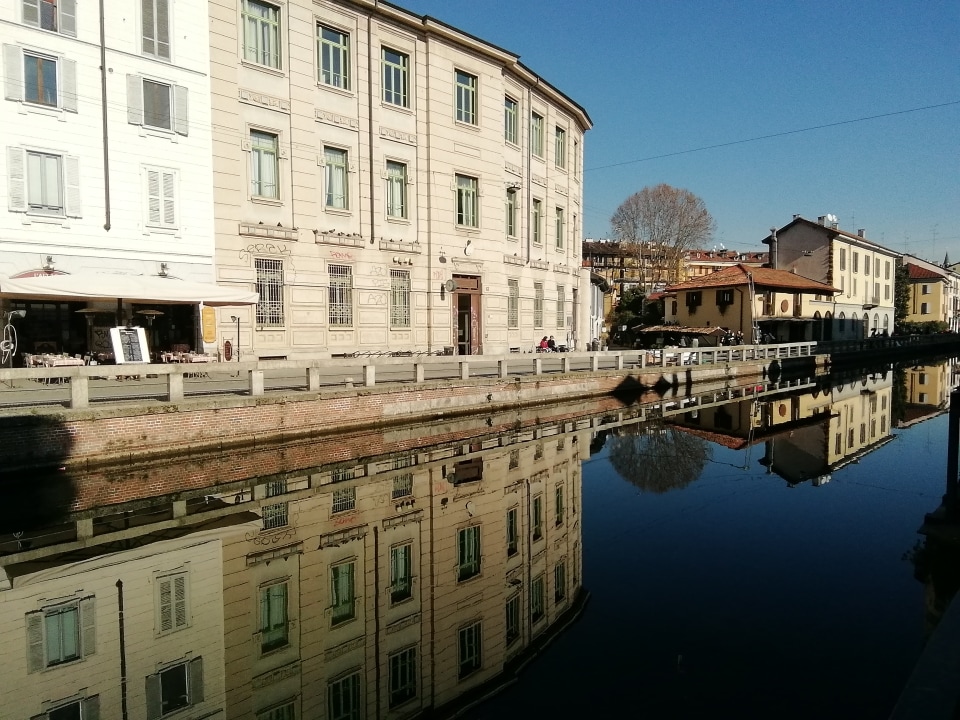 Basilica of San Lorenzo, Milan, Darsena (Milano), Naviglio Pavese, Via Gola