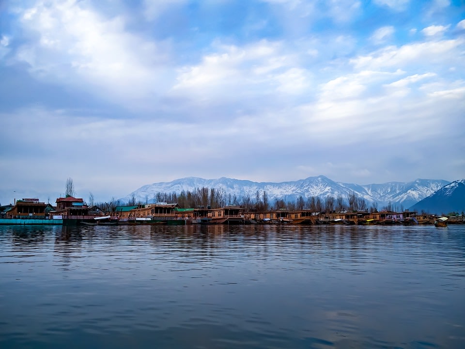 Dal Lake, Shalimar Garden, Gulmarg meadows, Thajwas Glacier