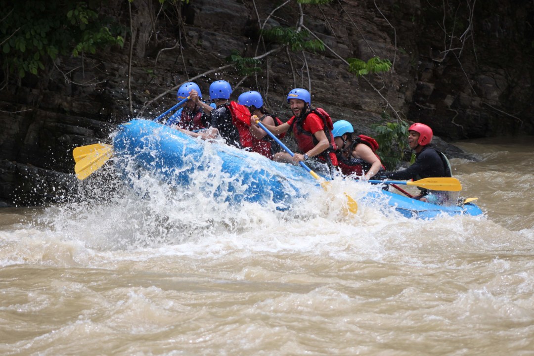 Naranjo River rapids, stunning jungle forests, Manuel Antonio, Quepos