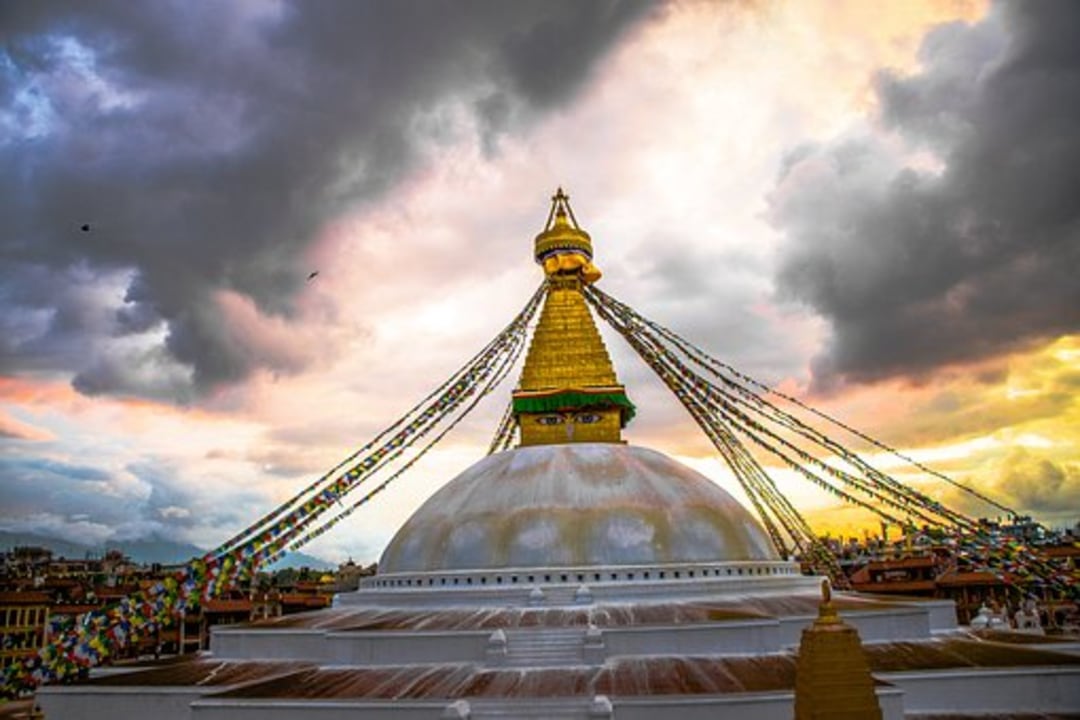 Nagarkot sunrise, High Himalayan ranges, Boudhanath, Pashupatinath Temple