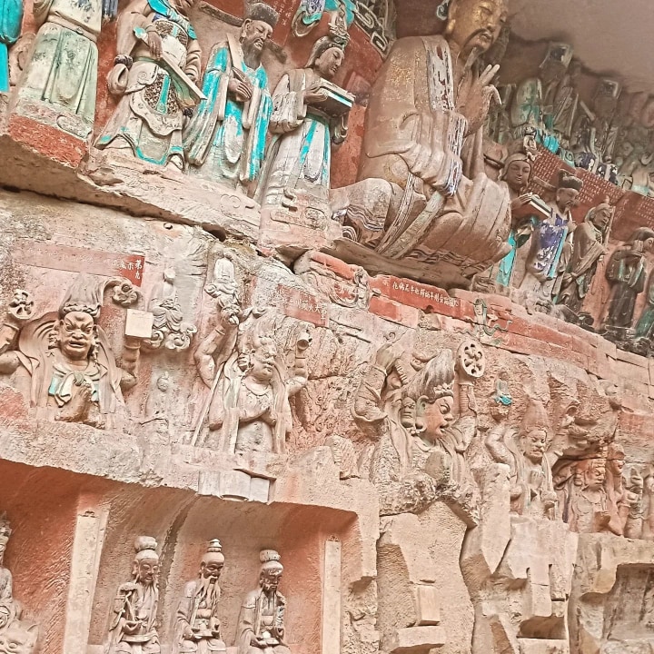 Baodingshan U-shaped valley, Beishan reliefs, Dazu Rock Carvings