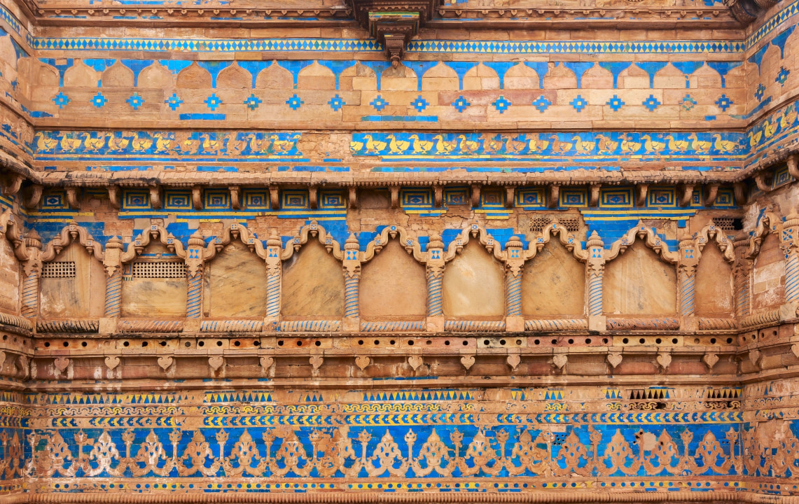 Gwalior Fort architecture, Man Singh Palace carvings, Sas-Bahu Temples, Jai Vilas Palace Durbar Hall