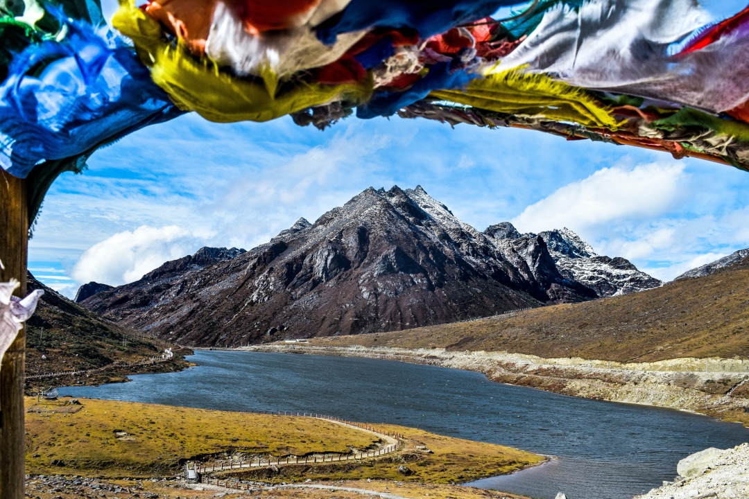 Sangti Valley, Sela Pass, Sangestar Tso, Kaziranga National Park
