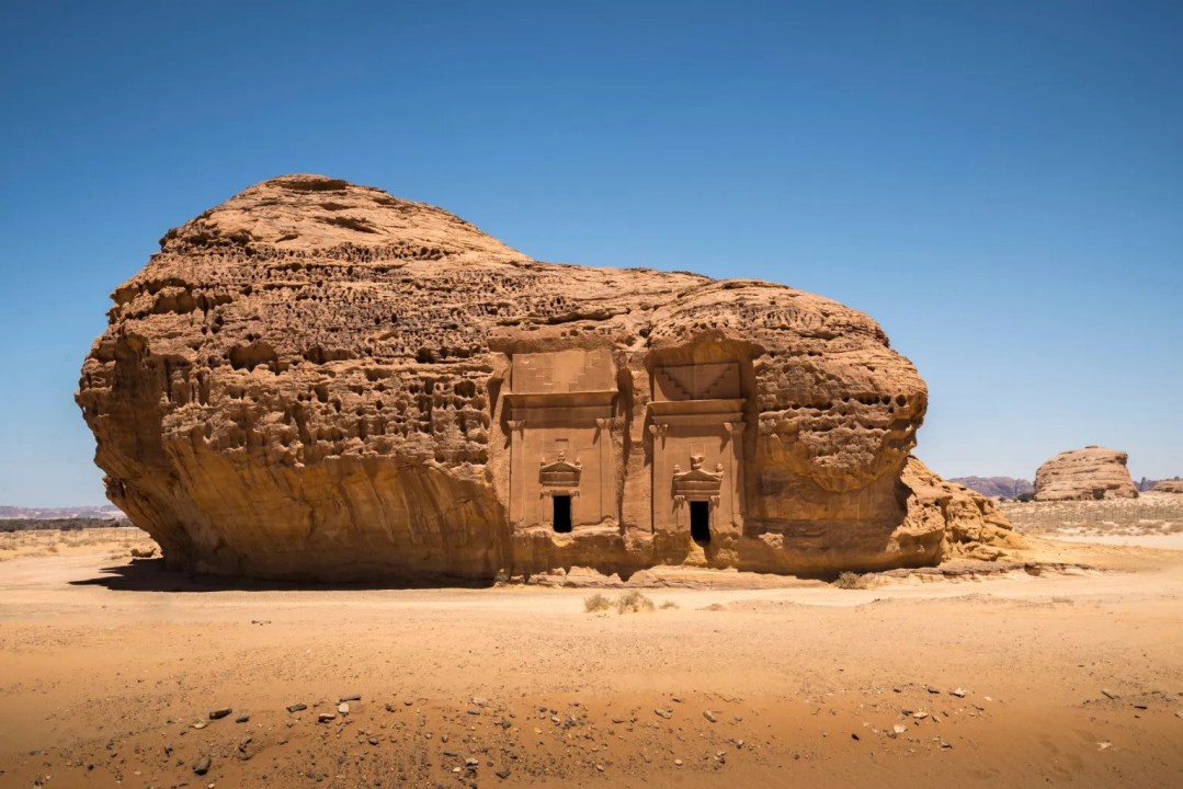 Hegra (Mada'in Salih), Elephant Rock, AlUla Oasis