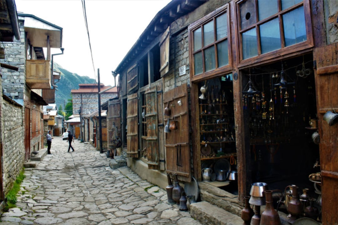 Lahıc village, Nohur gölü, Palace of Shaki Khans