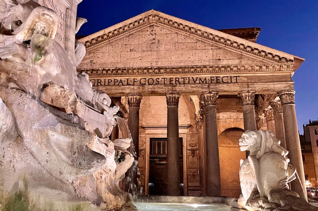 Spanish Steps, Trevi Fountain illuminated, Pantheon by night, Piazza Navona