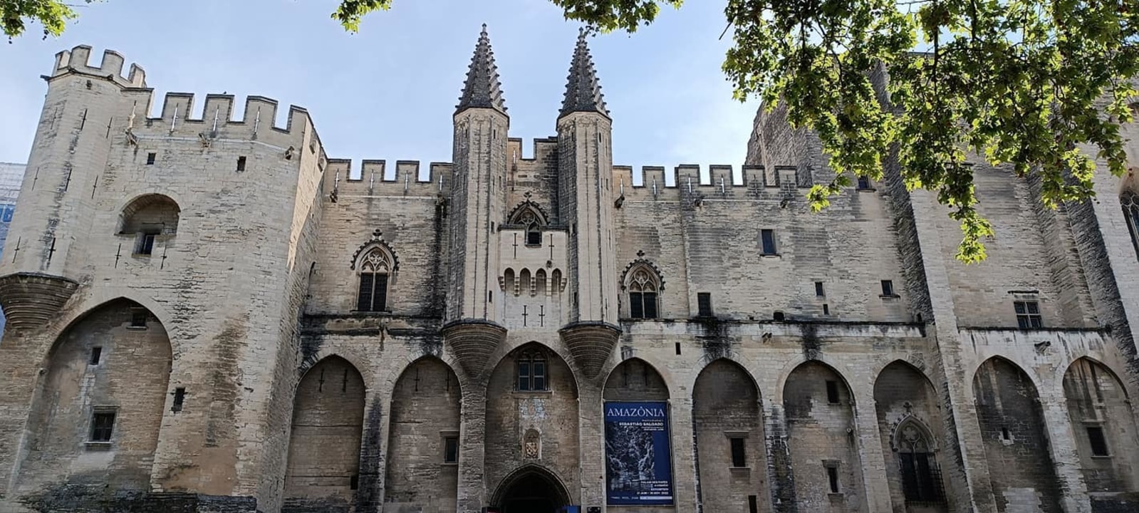 The Palais des Papes, Jardin du rocher des Doms, Chateauneuf du Pape wineries