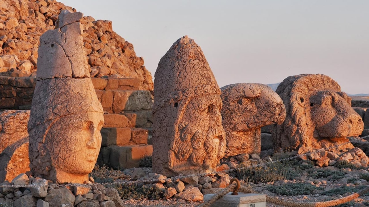 Mount Nemrut, Göbekli Tepe, Halfeti, Zeugma Mosaic Museum