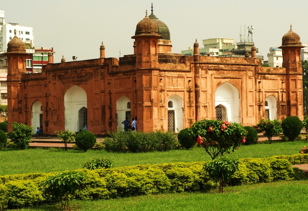 National Parliament Building, Lalbagh Fort, Star Mosque, Shankhari Bazaar