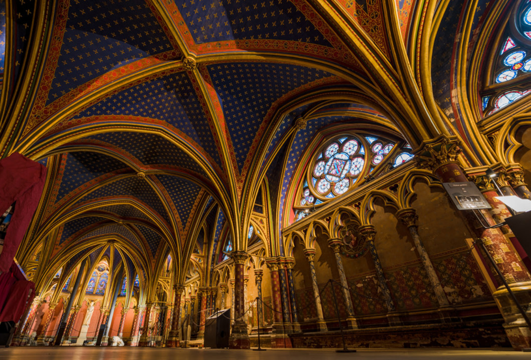 Sainte-Chapelle stained glass, Île de la Cité setting, La Conciergerie medieval halls