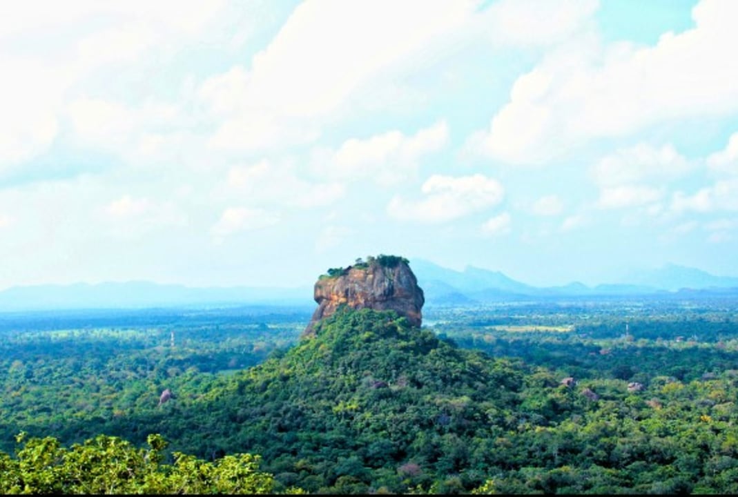 Sigiriya Rock Fortress, Dambulla Cave Temple, Minneriya National Park