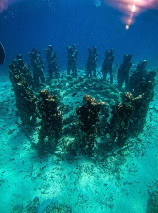 Turtle Point, Underwater Statues & Coral Garden, Gili Trawangan