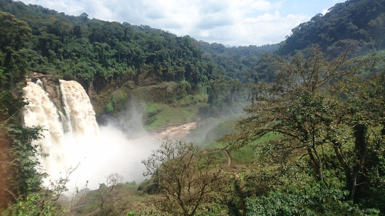 Petpenoun resort, Mount Mbapit crater lake, Ekom Nkam Waterfalls