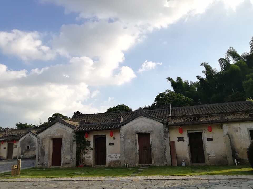 Guanlan Original Printmaking Base, international Artists village, Guanlan print trading centre, print educational training centre