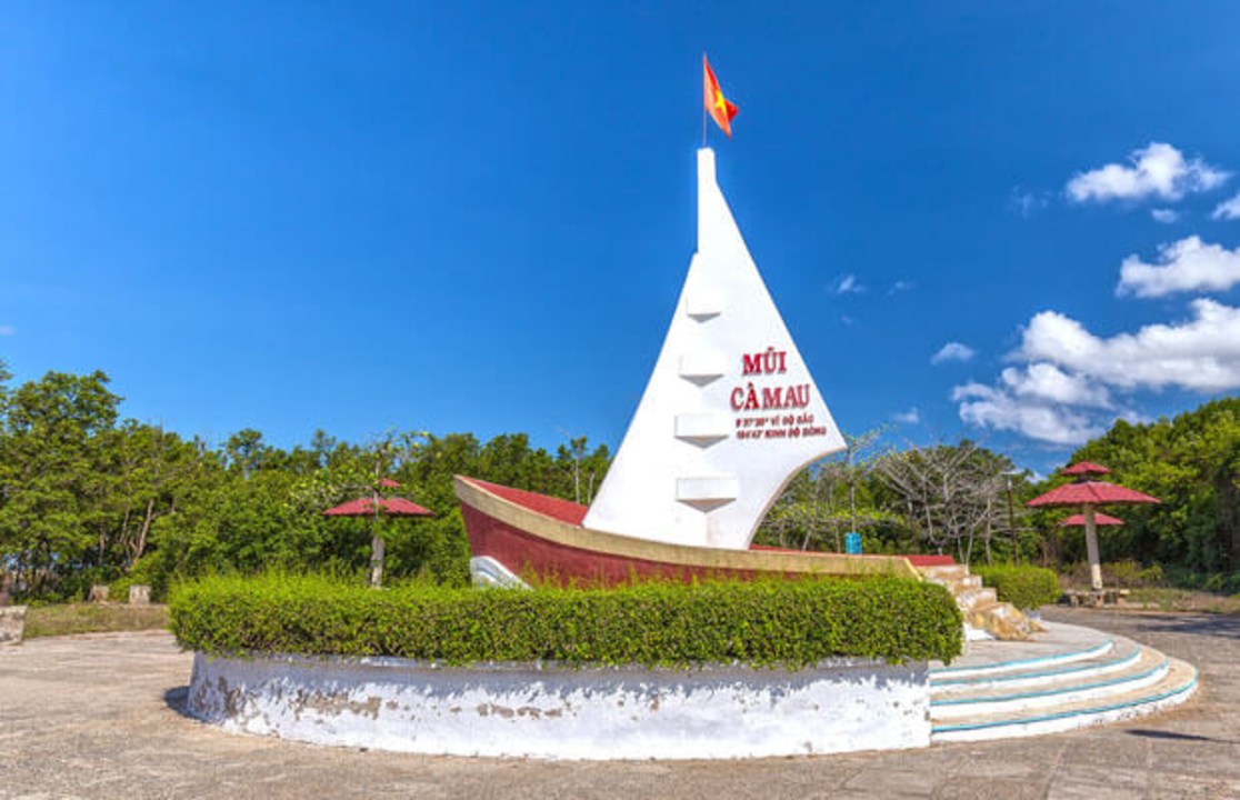 Cai Rang floating market, Ca Mau Cape, Ca Mau Cape National Park, Wind Power Field