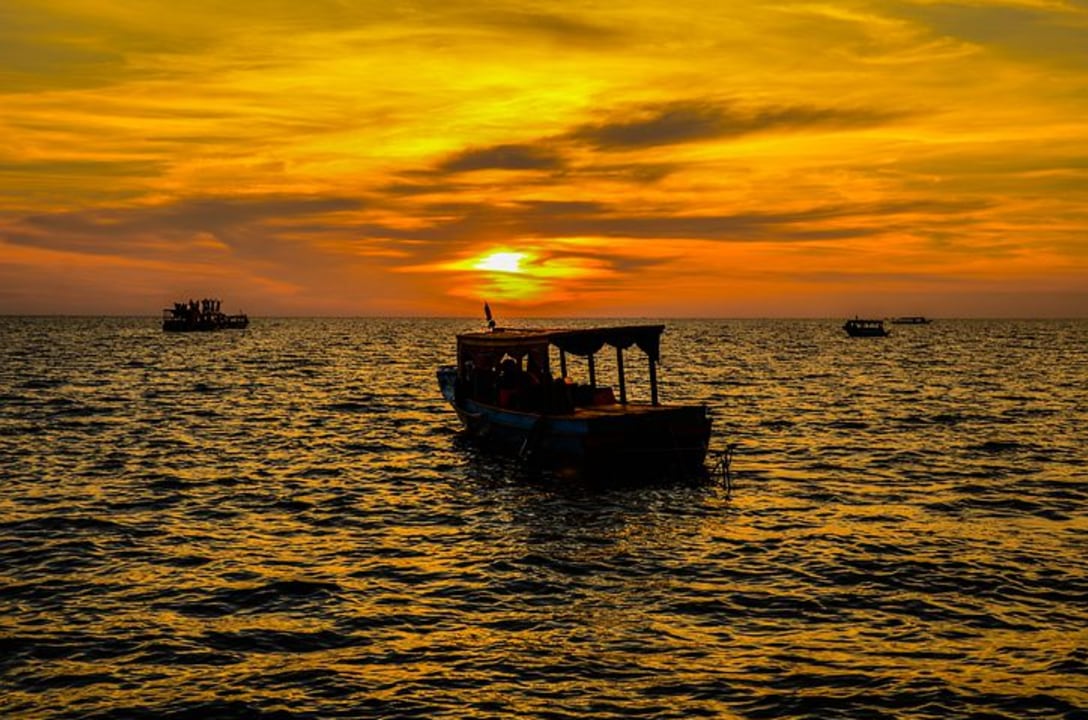 Siem Reap Market, flooded forest, Kampong Phluk, Tonle Sap Lake