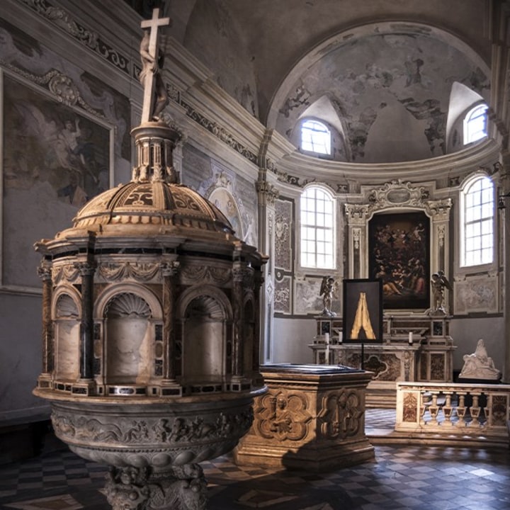 Saint Martin Cathedral, the Baptistery, Piazza del Duomo, Church of Charity