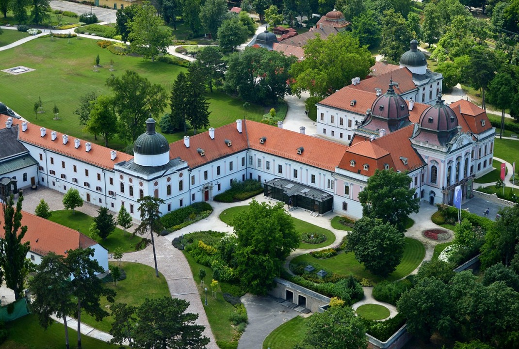 Royal Palace of Gödöllő, Palace Gardens, Palace Cafe