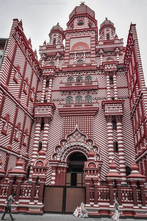 Gangaramaya Temple, Beira Lake, Galle Face Green, Lotus Tower