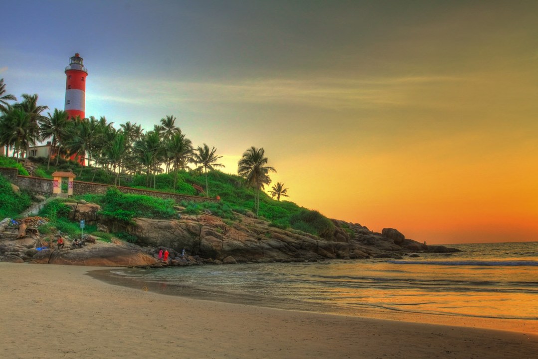 Poovar backwaters, Padmanabhapuram Palace, Kanyakumari temples, Kovalam beach