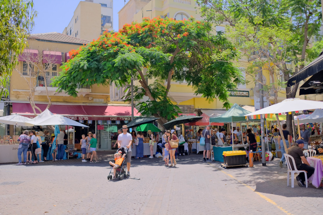Neve Tzedek, Rothschild Boulevard, Carmel Market