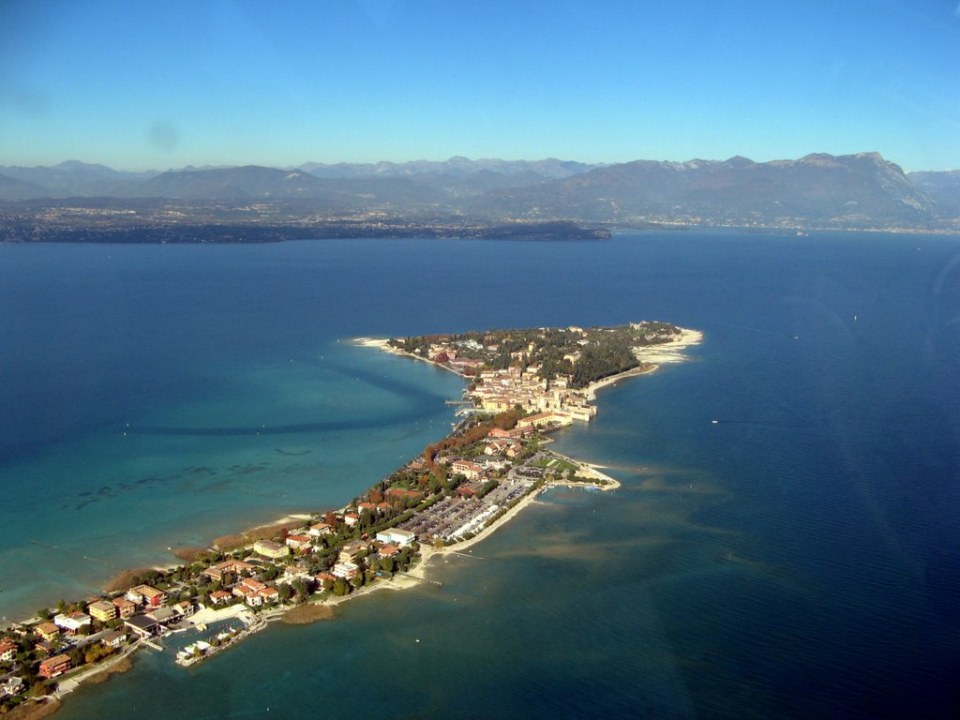 Sirmione peninsula, Grotte di Catullo, Desenzano Del Garda castle