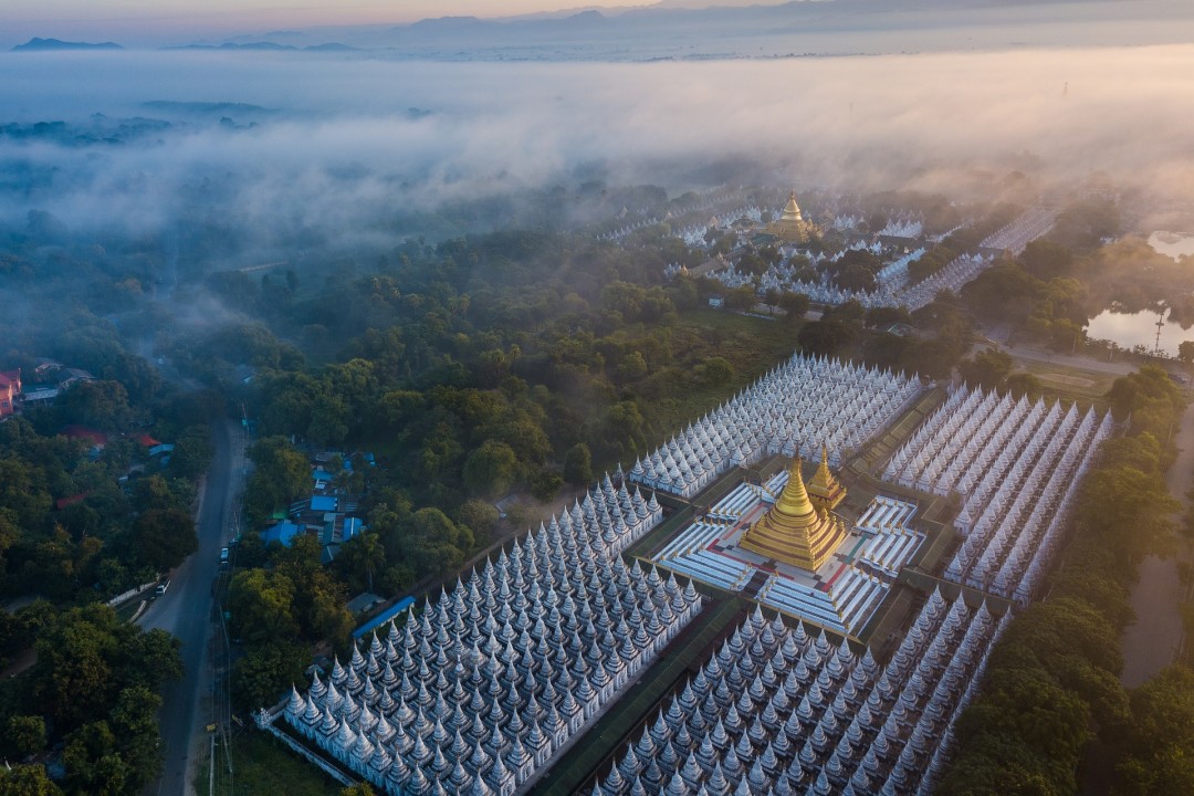 Mandalay Palace, Kuthodaw Pagoda, Shwenandaw Monastery, Mahamuni Buddha Temple