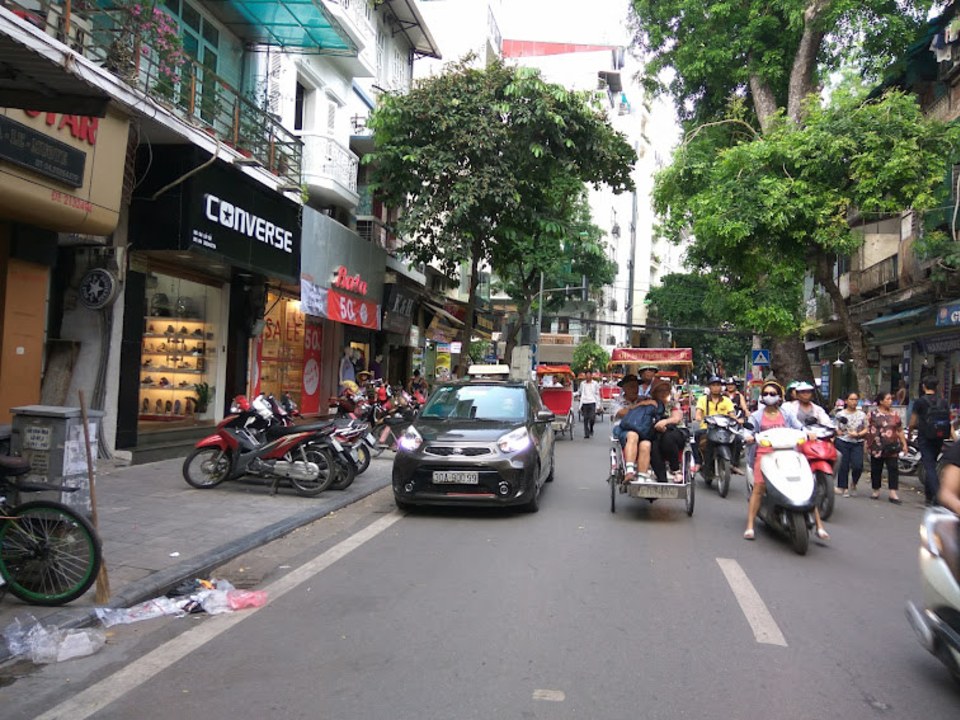 Temple of Literature, Hanoi, B52 Lake wreckage, Hỏa Lò Prison, Old Quarter backstreets