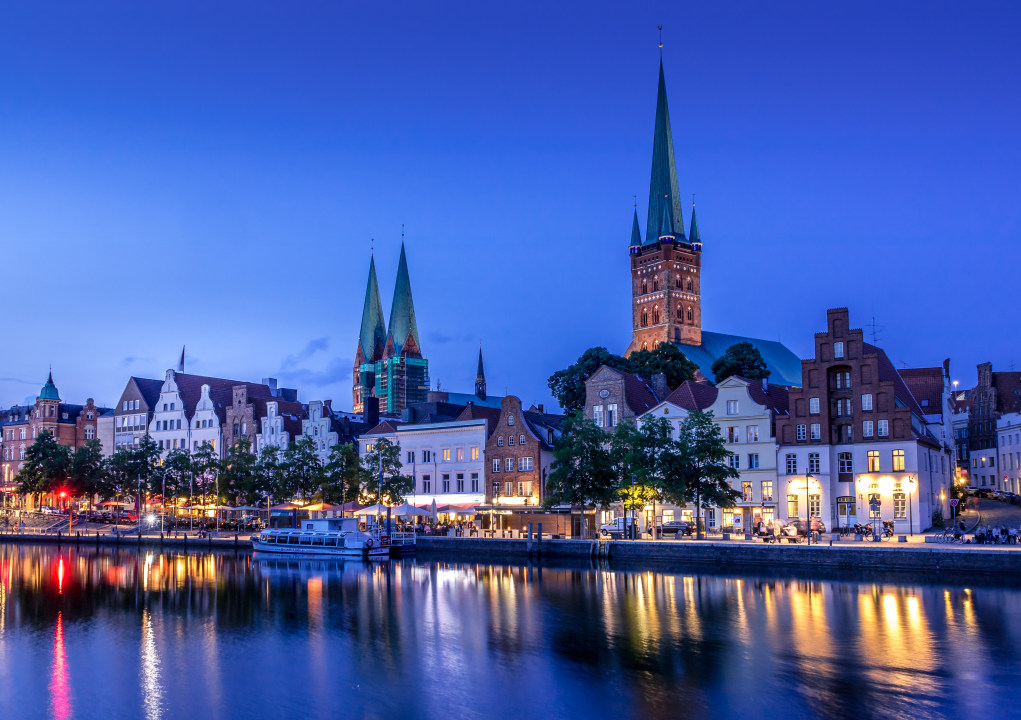 Holstentor, Lübeck Cathedral, Lübecker Altstadt, Hüxstrasse