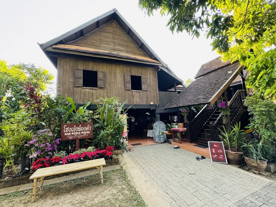 Hup Taem mural paintings, Nan Old Town, Bo Suak Community