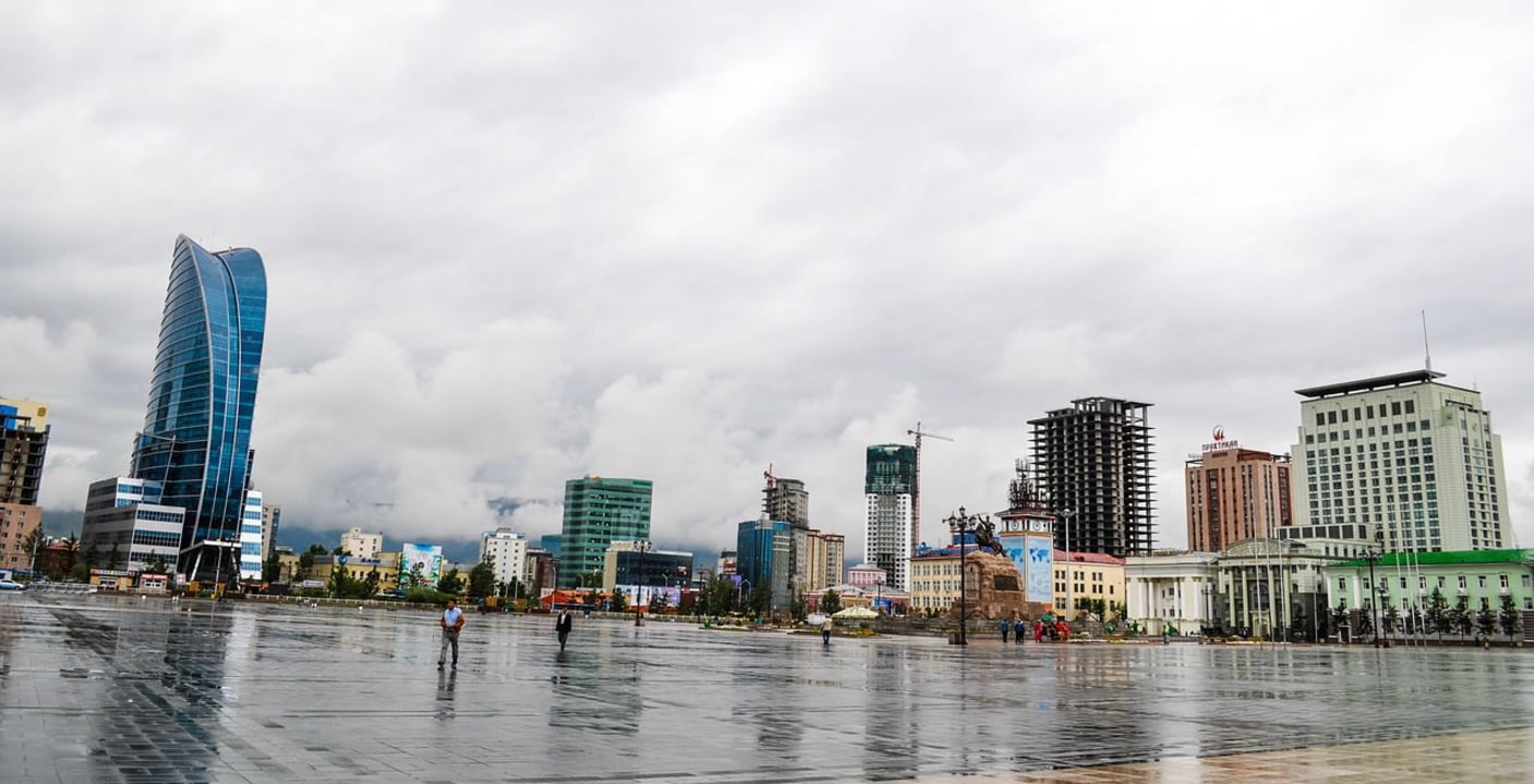 Sükhbaatar Square, Gandantegchinlen Monastery, Zaisan Memorial, National Museum of Mongolia