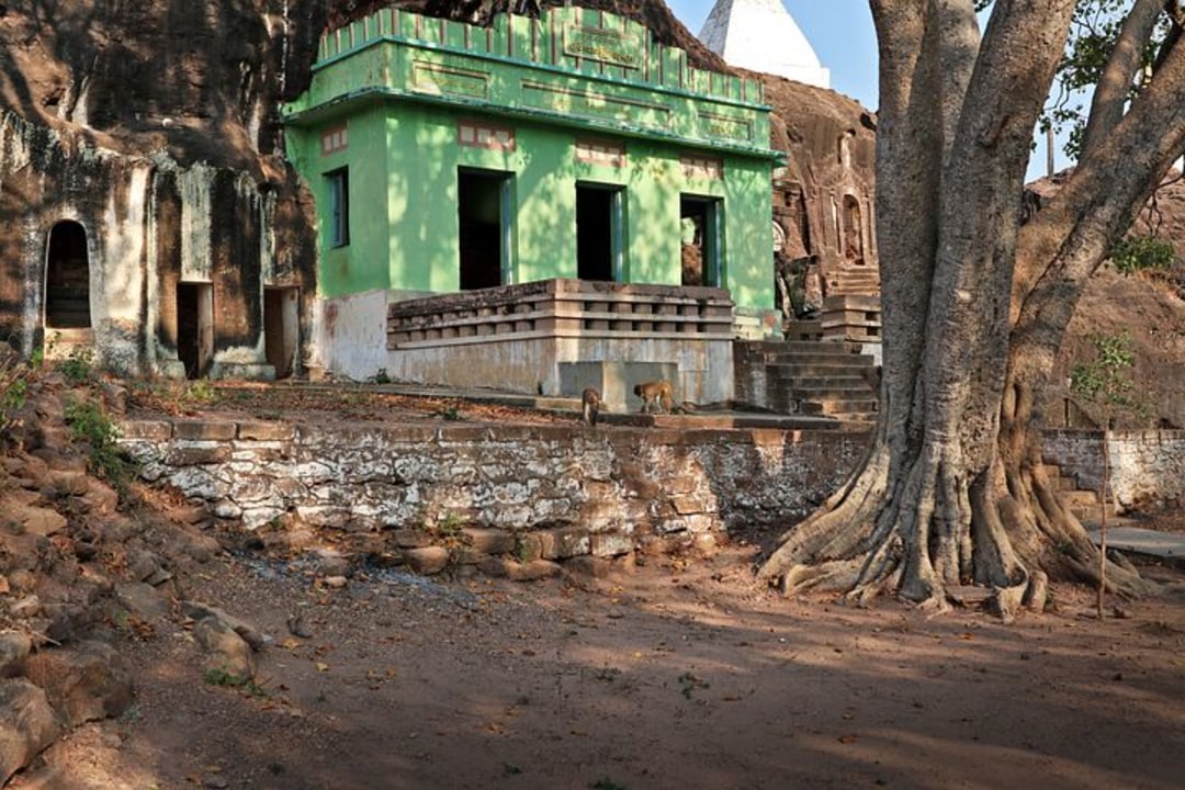 Pho Win Taung cave temples, Thanboddhay Pagoda's stupas, Shwe Ba Taung sandstone pavilions