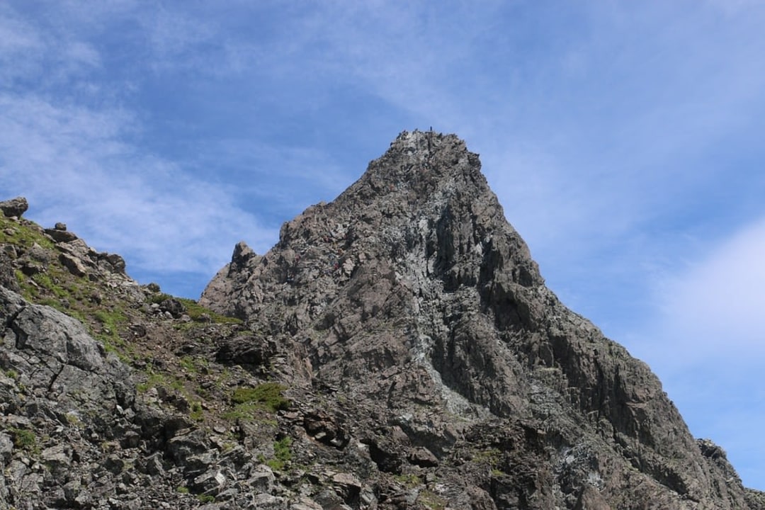 Adam's Peak, Kelani River rafting, Kataran Oya rock pools, Temple of the Sacred Tooth Relic