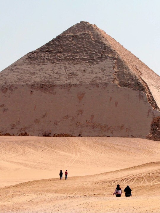 Pyramid of Djoser, Statue of Ramses II, Bent Pyramid, Red Pyramid