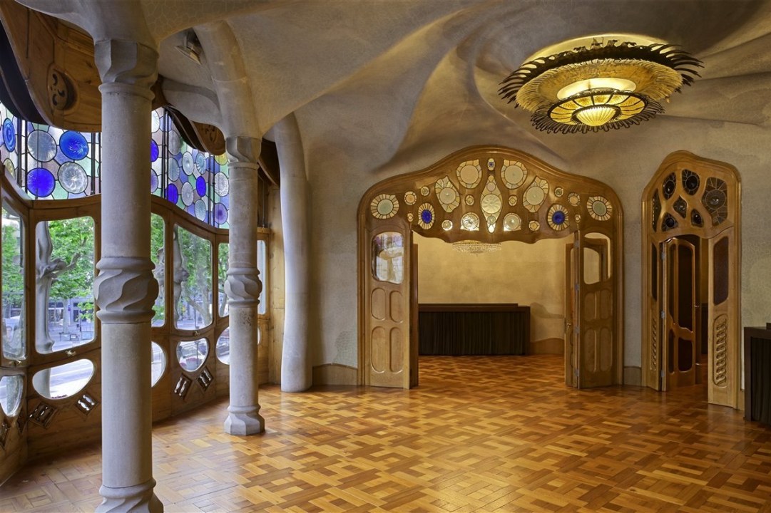 Passeig de Gràcia, Casa Batlló, Casa Milà, Sagrada Família