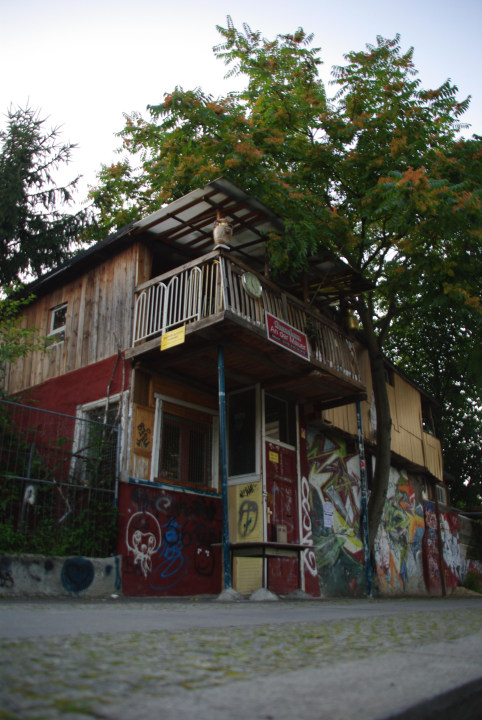 Channel of Luisenstadt traces, East Berlin Wall path, Görlitzer Park