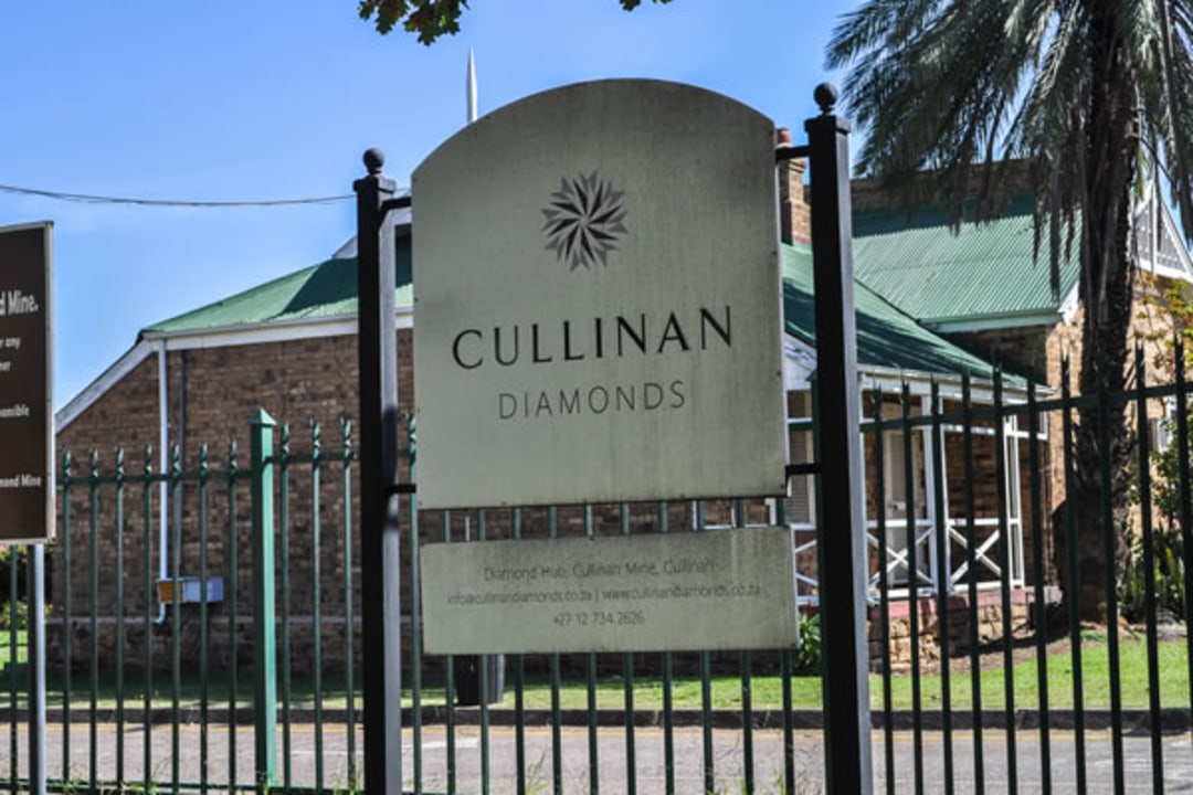 Cullinan Mine, the big hole and diamond cutting and polishing workshop