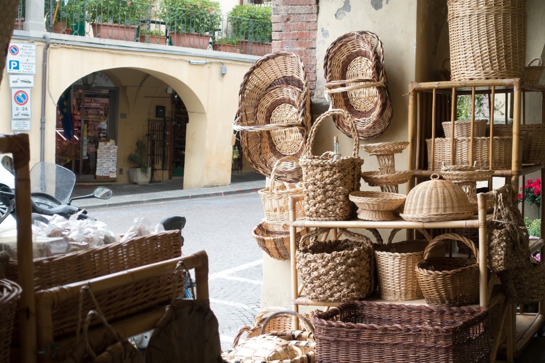 Richmond Hill Hotel and Restaurant vistas, Craft Market stalls, Montego Bay streets
