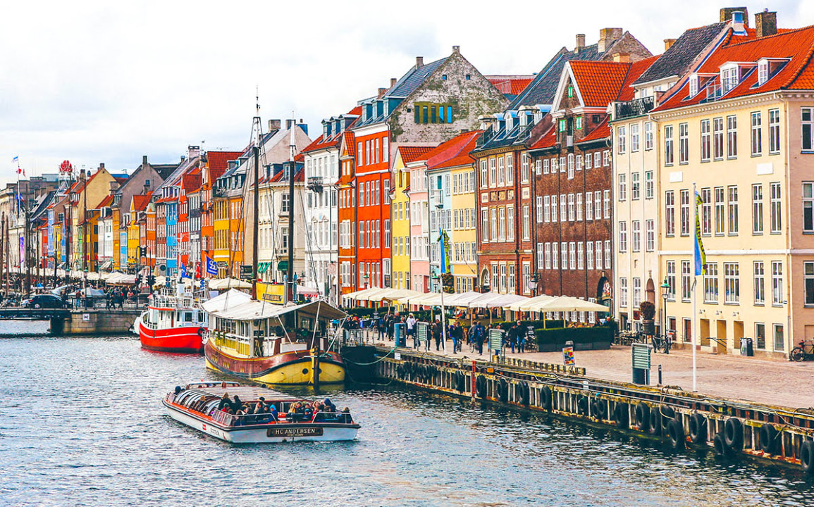 Round Tower, Amalienborg palace complex, Nyhavn pastel-colored merchants' houses