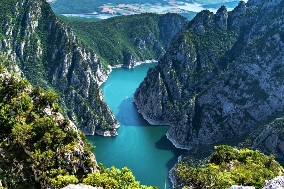 Şahinkaya Canyon boat cruise, Boztepe panoramas, Kuzalan Waterfall