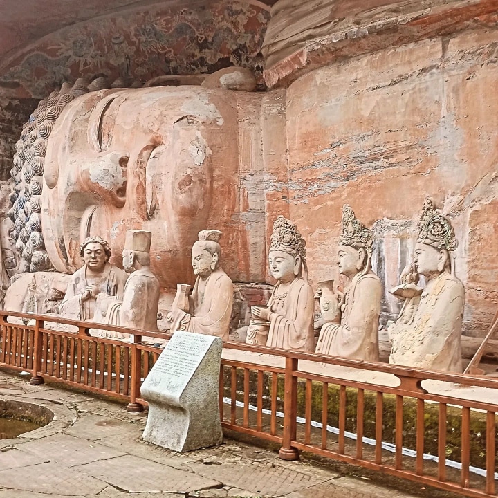 Baodingshan U-shaped valley, Beishan reliefs, Dazu Rock Carvings