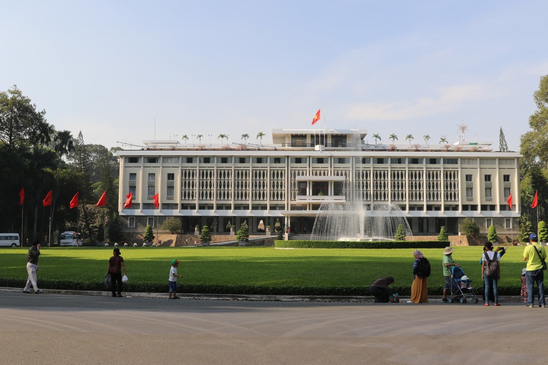 Thien Hau Temple (Cholon), Notre-Dame Cathedral Basilica of Saigon, Saigon Central Post Office, Chợ Lớn