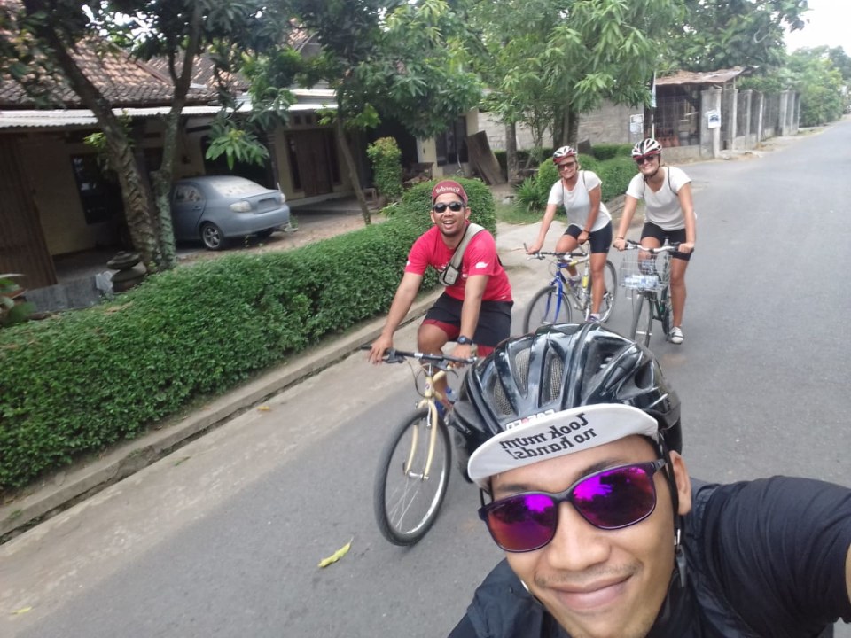 Yogyakarta, hidden tracks, pottery session