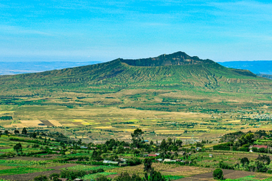 Mount Longonot crater rim, Great Rift Valley vistas, Nairobi departure