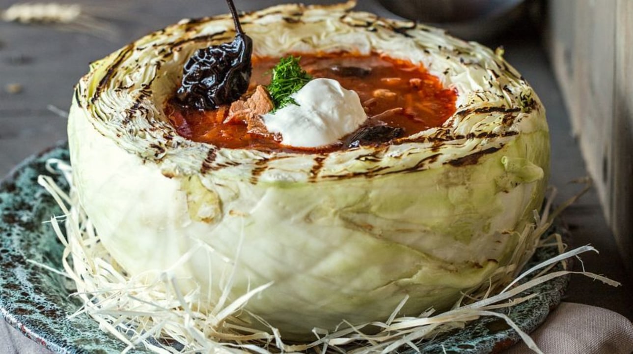 Kiev traditional restaurant, borsch, vareniki