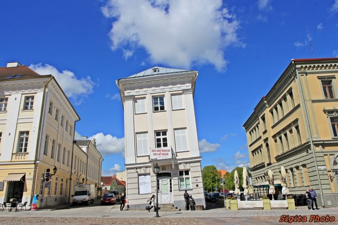 Town Hall Square, Kissing Students Fountain, Ruins of Cathedral, Hill of Kisses